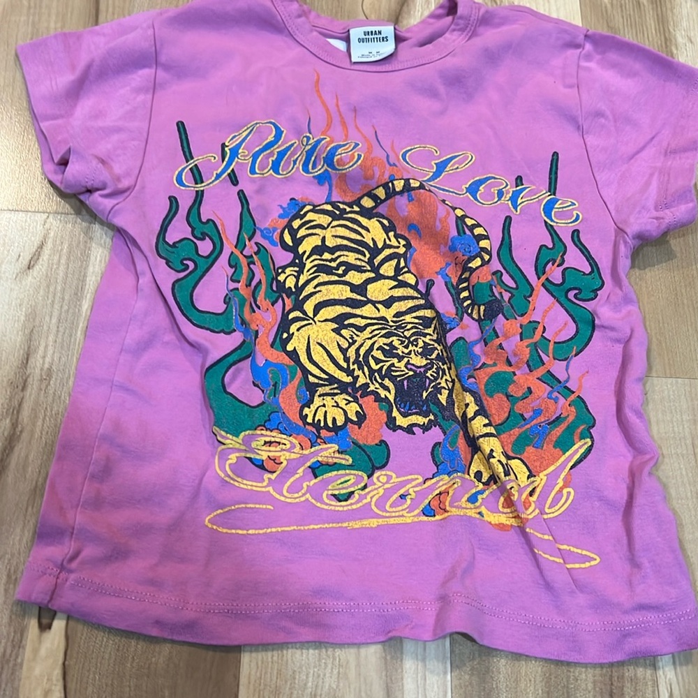Urban outfitters Tee